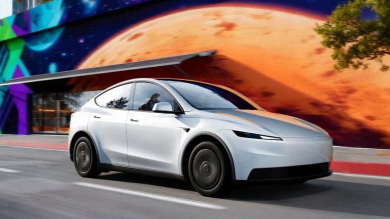 Review Tesla Model Y: Fitur Autopilot dan Jarak Tempuh Listrik